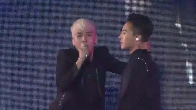 [图]BIGBANG《stupid liar》现场超燃，五只简直不能再酷了整体帅炸