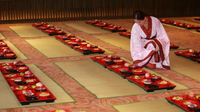 [图]山东电视影视频道近日推出六集文献纪录片《食礼传家》