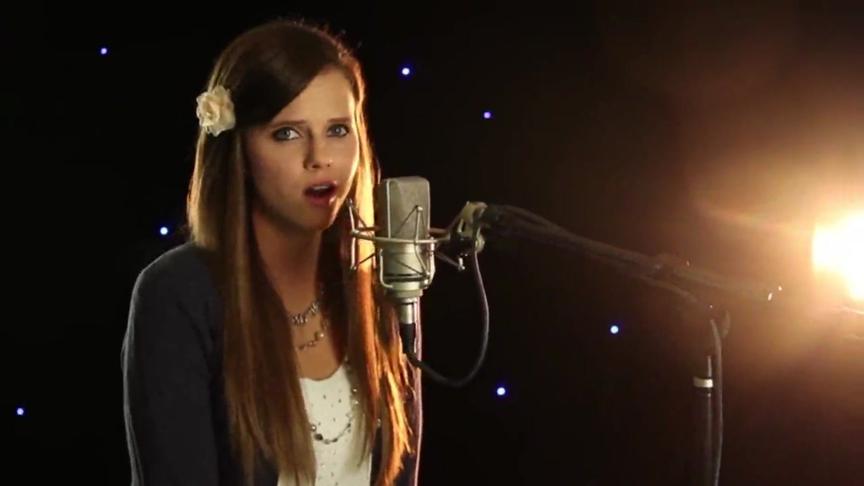 [图]Tiffany Alvord - 《Baby I Love You》经典英文歌，人美，歌声甜