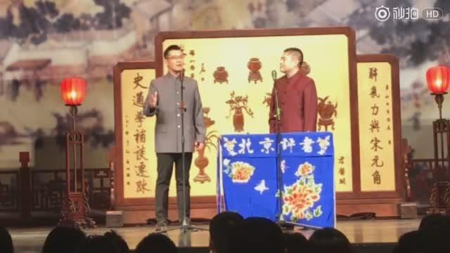 [图]杨毅前天晚上在宣南书馆十周年会书上的表演，这评书说的厉害极了