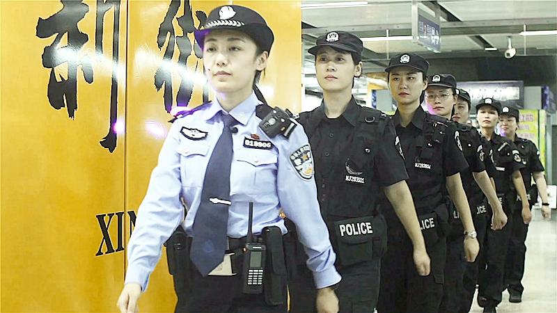 [图]80后美女警花的爱情故事，看哭了