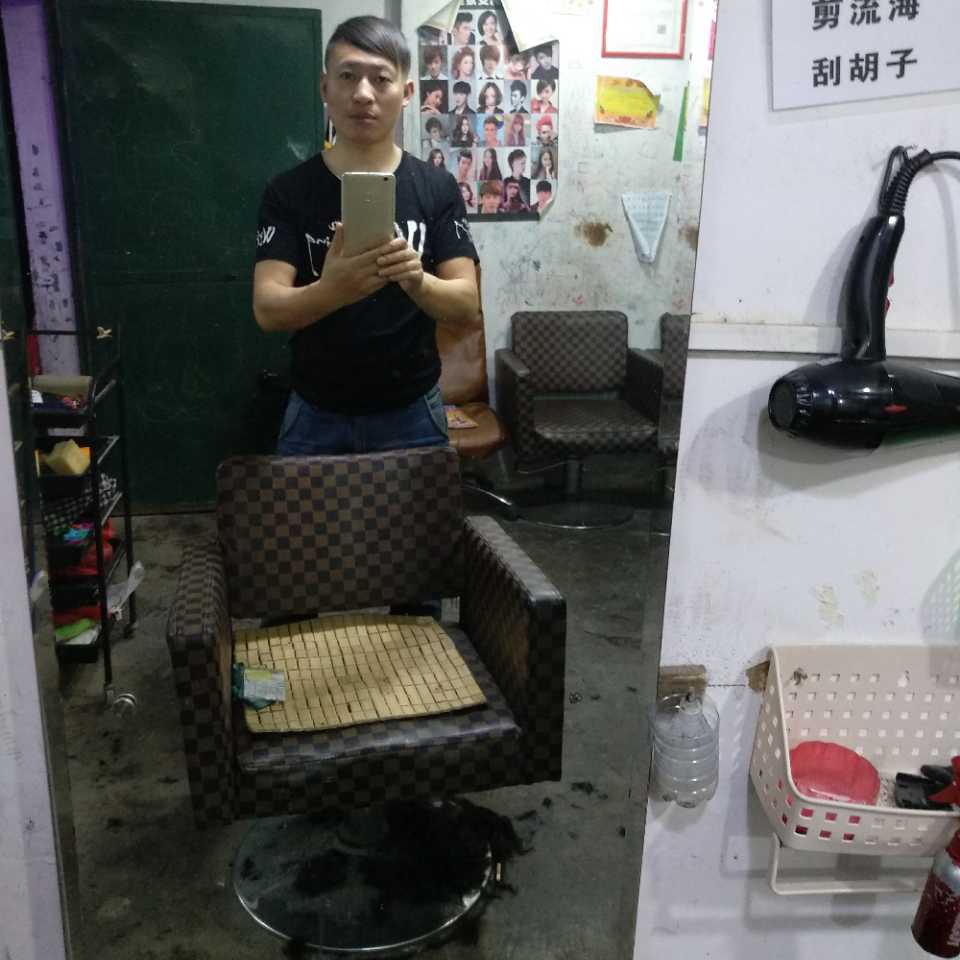陈振宏539头像