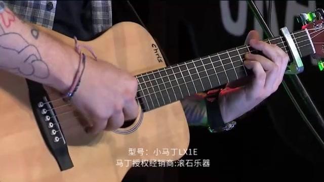 [图]Ed Sheeran黄老板小马丁LX1E现场弹唱《All Of The Stars》