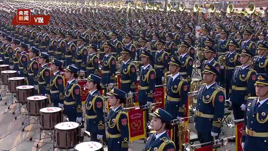 [图]阅兵式入场最早的方队 4小时全程站立 演奏56首歌曲