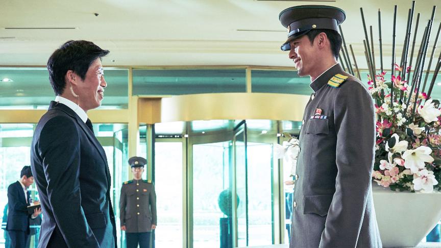 《共助》_俗哥说电影，韩国警匪片《共助》_