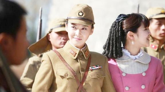 《历史人文》_抗日战争结束后，那些凶残的日本女兵回国，为何都要选择这条路？