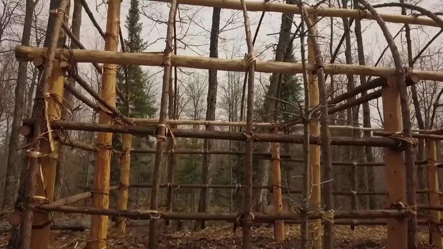 [图]用手工具建立美国原住民长屋|最好的自然Bushcraft住房