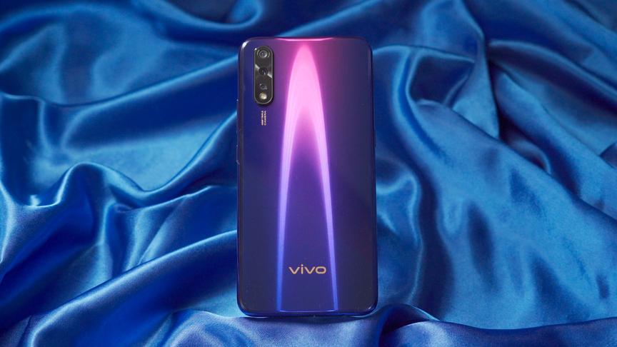 [图]骁龙712+22.5W快充，1598元起vivo Z5值得买吗？