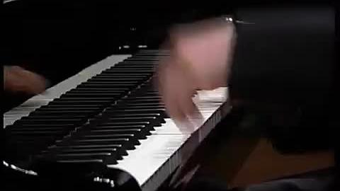 [图]齐默尔曼 演奏 格什温《三首前奏曲》