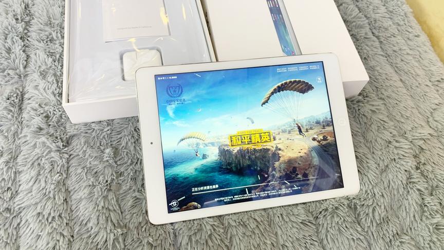 [图]13年发布的苹果平板电脑，800元捡漏iPad air，ios系统确实强大！