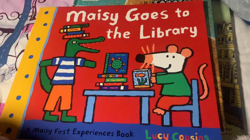 [图]Maisy goes to the library