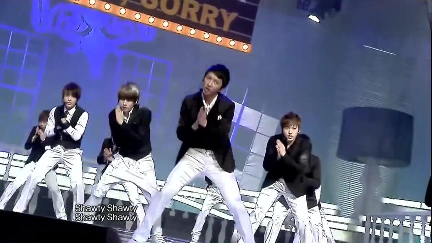 [图]回忆Super Junior《Sorry Sorry》现场版，领舞的韩庚帅炸了！