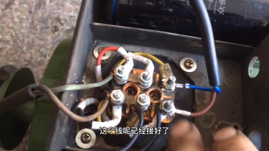 离心开关工作原理相关视频