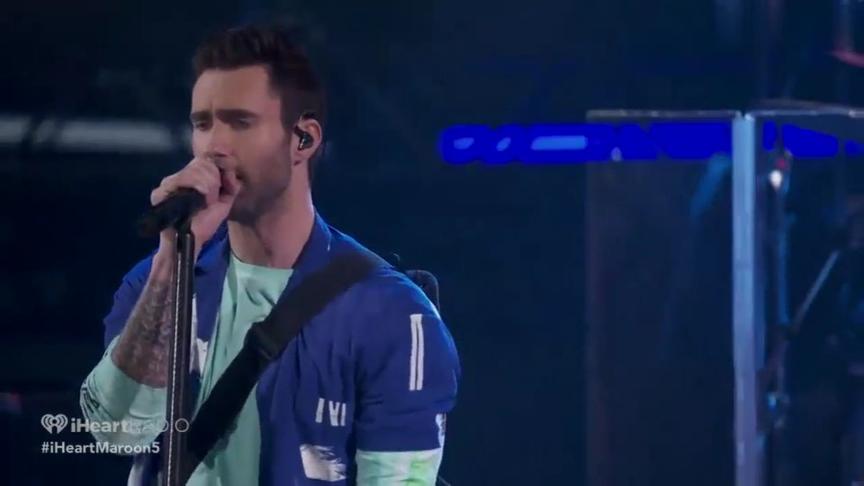 [图]maroon 5－Sugar (live)