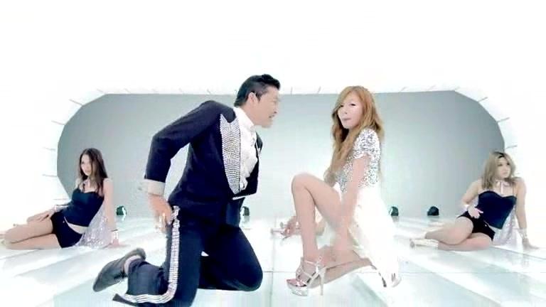 [图]Psy、泫雅《哥哥就是我的Style》红遍全球的韩语歌曲，好听极了