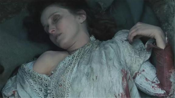 《女伯爵》_由真实事件改编，数百名女性成了TA的奴隶，看完只有心痛