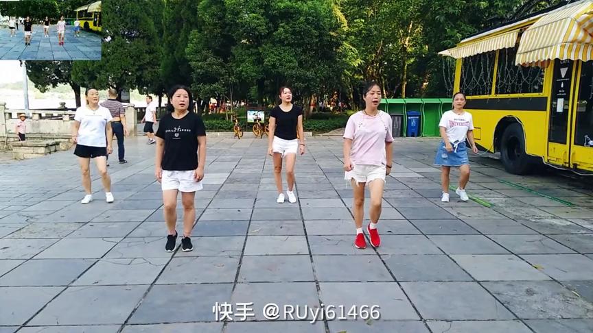 [图]宜昌滨江曳步舞《春光里》