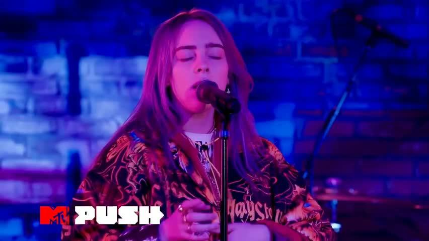 [图]Billie Eilish： 碧梨绝美现场连唱三首 ，大型蹦迪天才少女太嗨