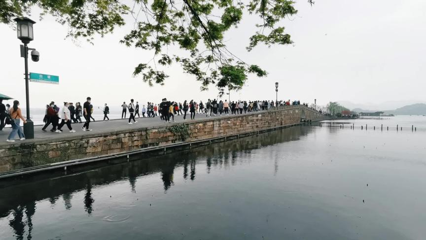 [图]西湖美景三月天，春雨如酒柳如烟——游记（1）