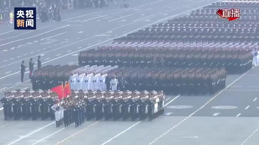 [图]中国最帅天团！国庆70周年阅兵徒步方队完整视频来了