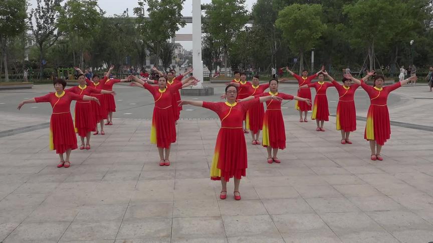 [图]《各族儿女心向党》