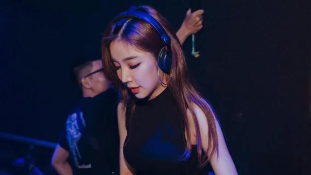 [图]DJ Sura Remix最佳EDM Electro House派对俱乐部视频