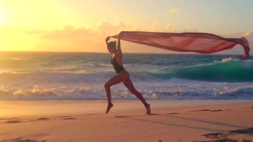 [图]浪漫轻音温馨之旅 天堂海滩的日出 Sunrise At Paradise Beach