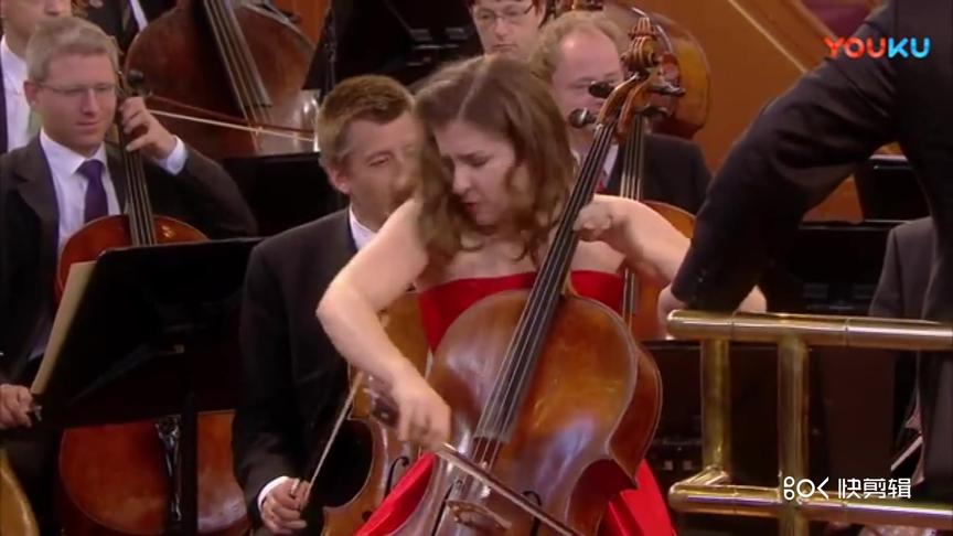 [图]深情款款 古典优雅 埃尔加《大提琴协奏曲》Alisa Weilerstein