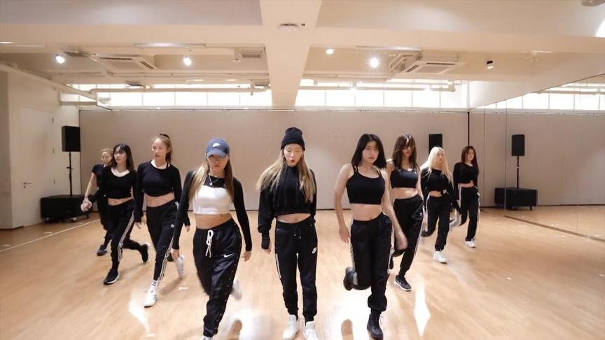 [图]太妍 - TAEYEON《火花 (Spark)》Dance Practice