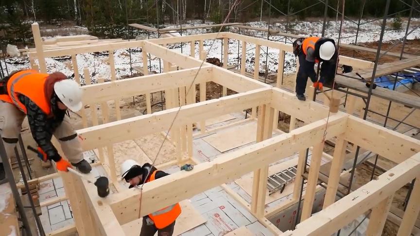 [图]俄罗斯师傅大雪天7天完成一栋木屋别墅的搭建，室内装修真豪华