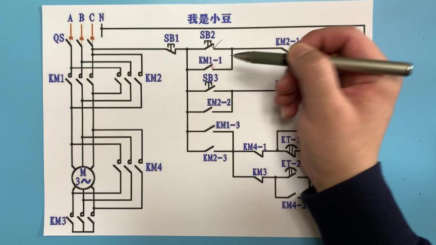 星三角正反转接法相关视频