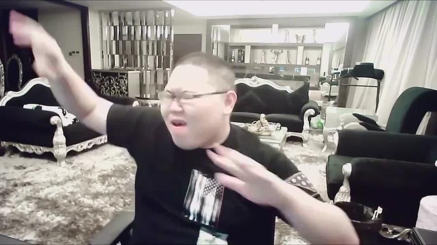 骚猪PDD跳舞成精 这段自恋刑警跳的堪比少主