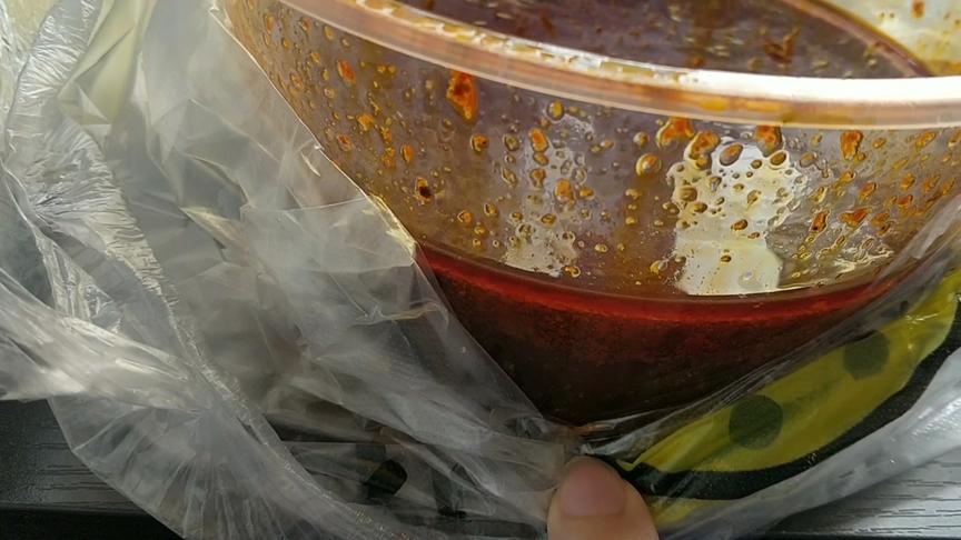 落星VLOG：点外卖的时候说多放辣，结果没想到老板是个狠角色