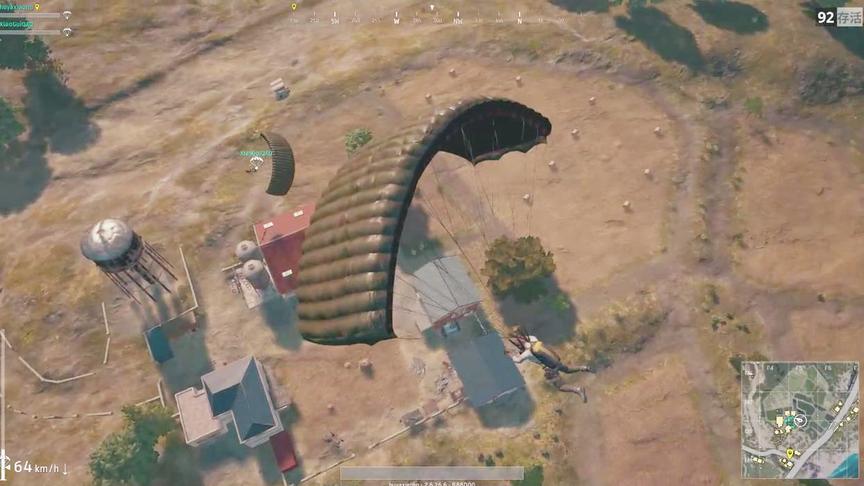 绝地求生大逃杀：开局两个人装备全靠捡