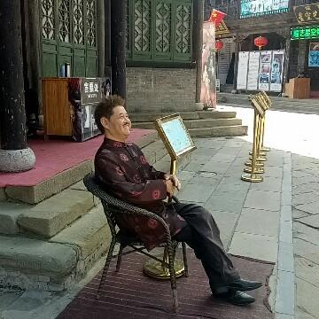 前行的路，莫慌头像