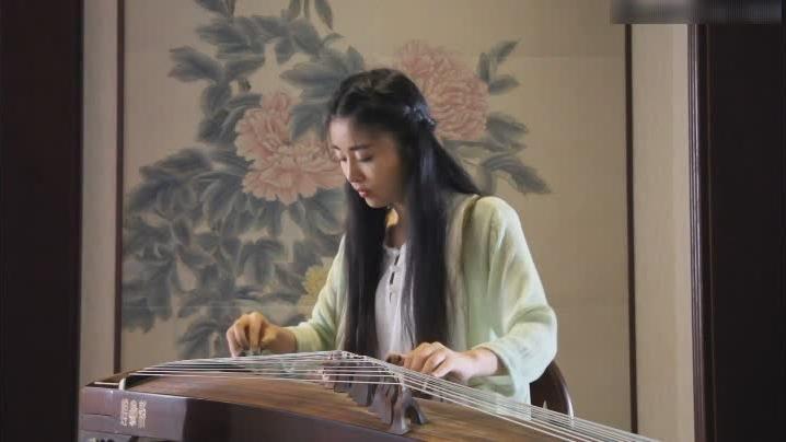 漂亮女孩古筝独奏一首古典音乐，境界有了，好听醉了！