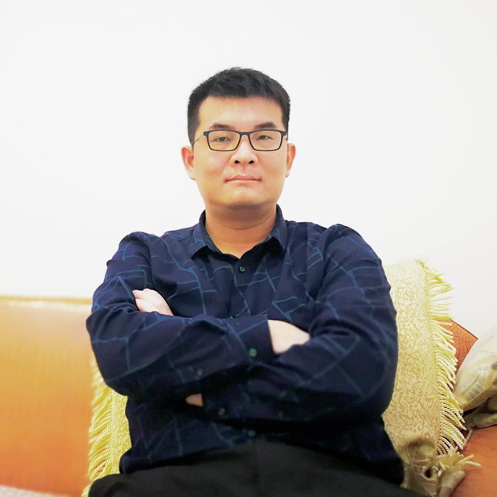 倾溪说头像