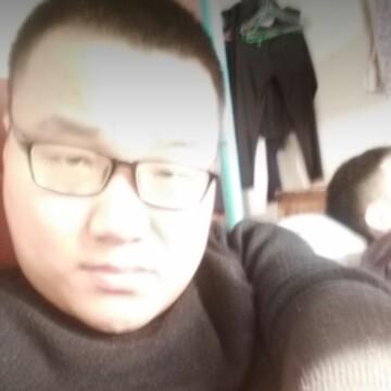 那一抹绯红47头像