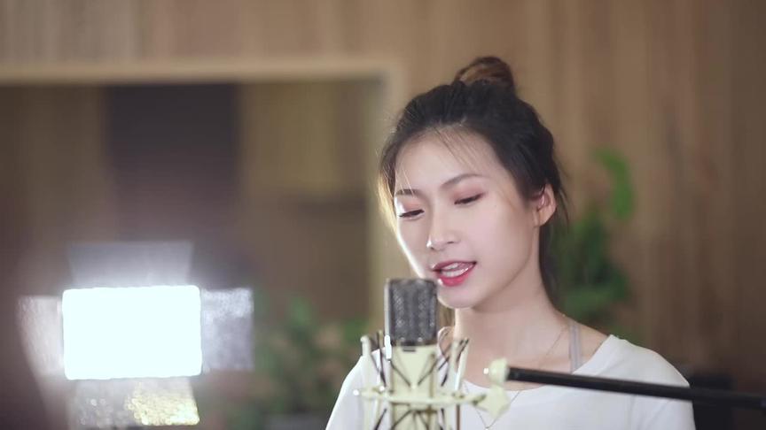画面太美！声音太甜，美丽的笨女人