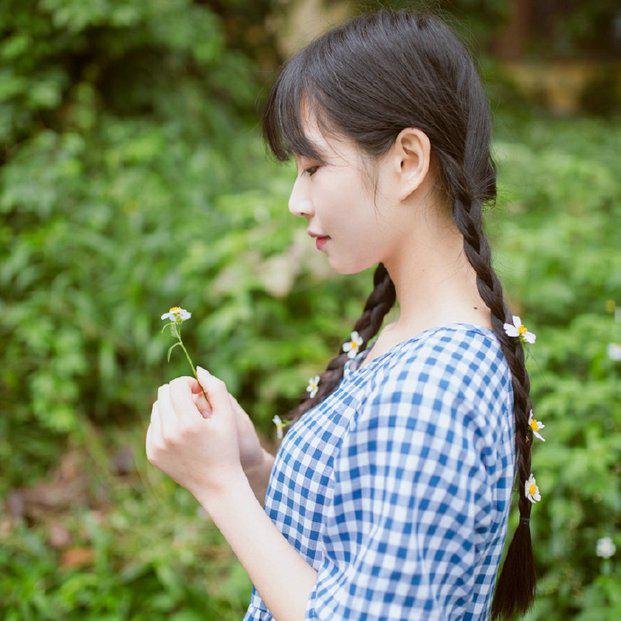 单纯的90后头像