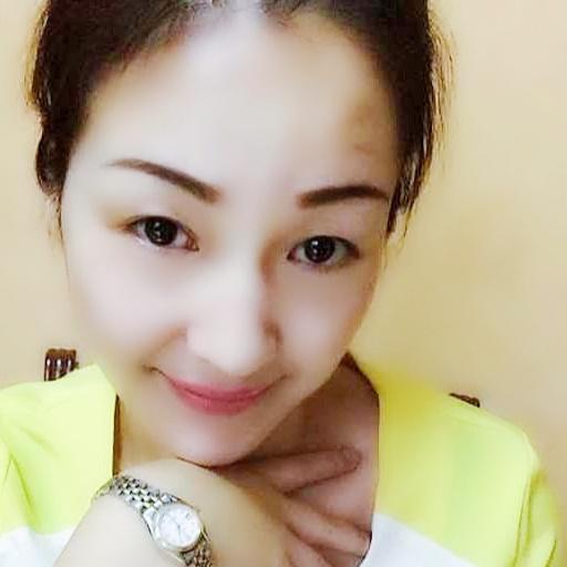 小城桃姐头像