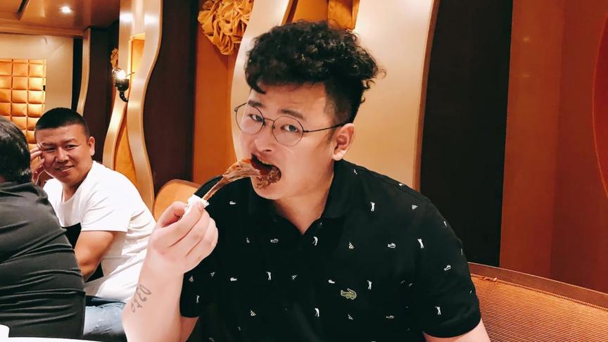 大奇的Vlog：记录我游轮上的一天！