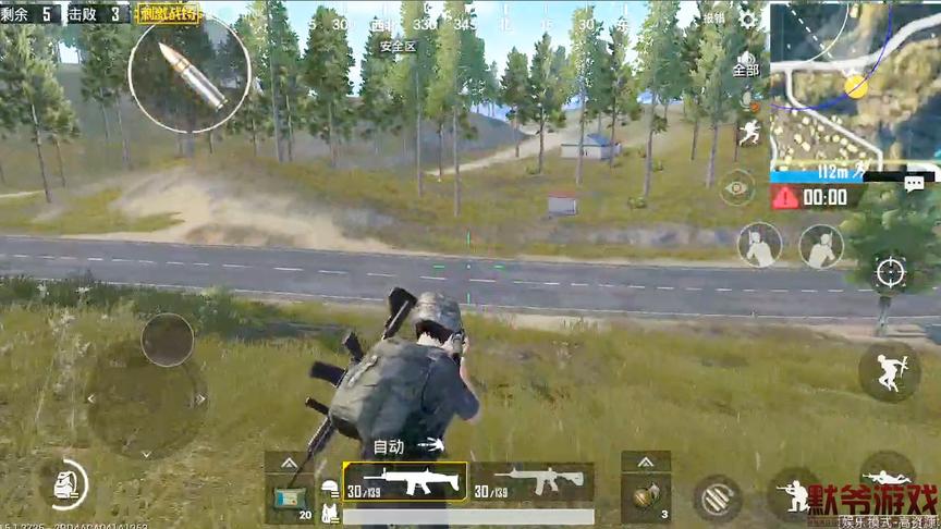 绝地求生：海岛最恶心的是伏地魔，网友：幸好出了沙漠，趴不了了