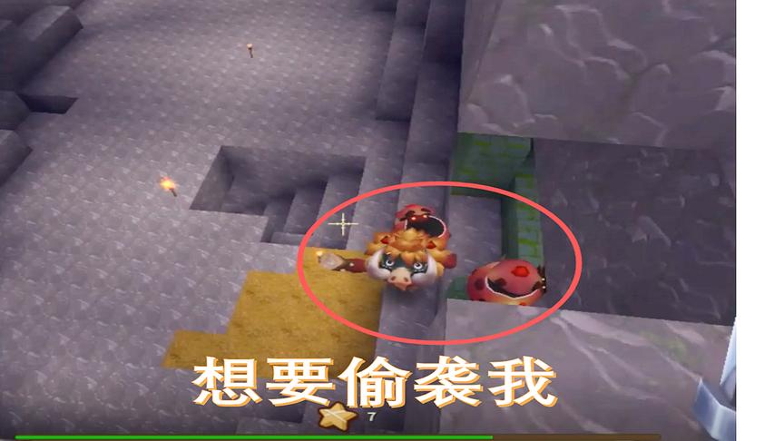 迷你世界25：找到岩浆池，发现没带水桶，回家去拿时爆爆蛋想偷袭