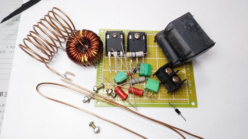 纯手工制作ZVS感应加热电路，可隔空加热金属物体