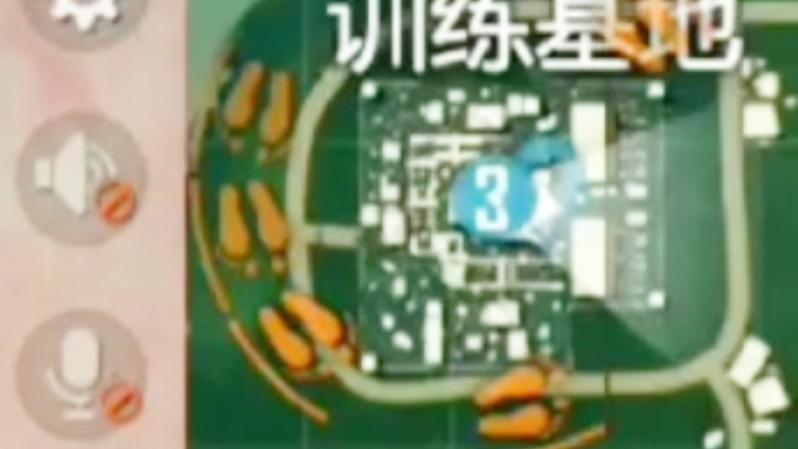 刺激战场：四排模式单人跳训练基地 落地这么多脚步 我该何去何从