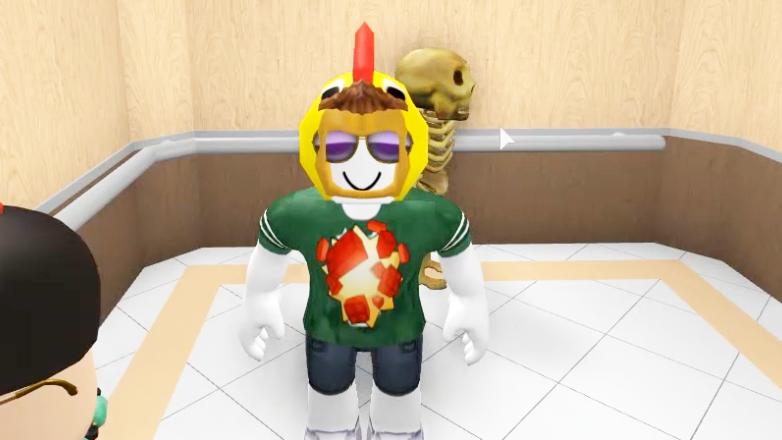 波波仔解说 roblox 普通电梯：终于拿到“小鸡”帽子啦！开心！