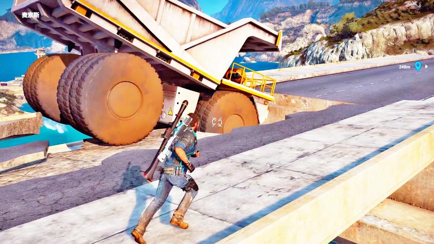 小林热游解说：几辆车就能将桥砸烂掉，这桥什么材料做的！