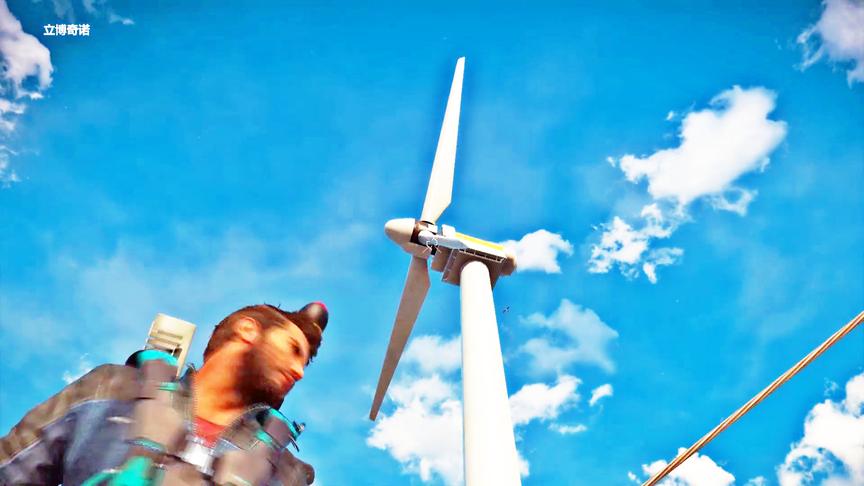 小林解说：地表最强坦克用绳子扣上风力发电，结果能带上天吗？