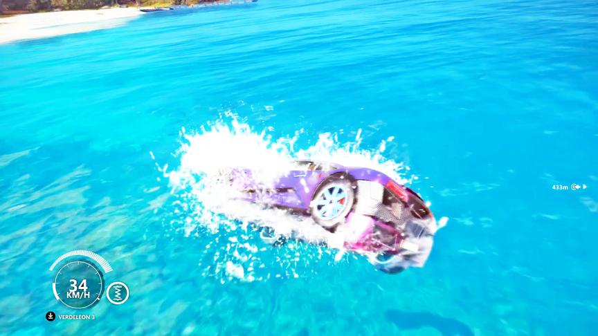 正当防卫3：开这么豪华的汽车，一头栽进水里真的好吗？